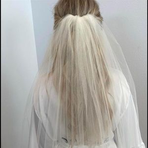 54” Ivory Veil with raw hem